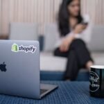 Shopify Inbox space